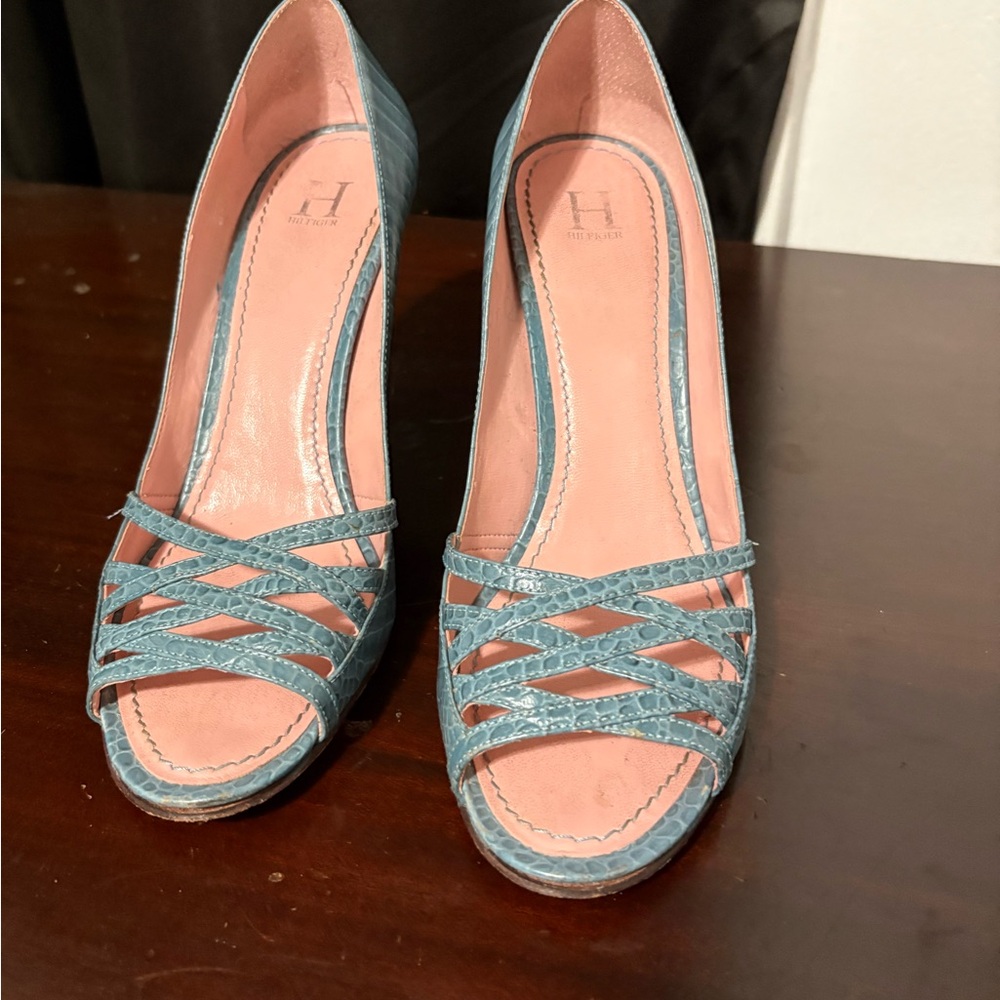 Tommy Hilfiger Blue Crisscross Heels with Pink Interior